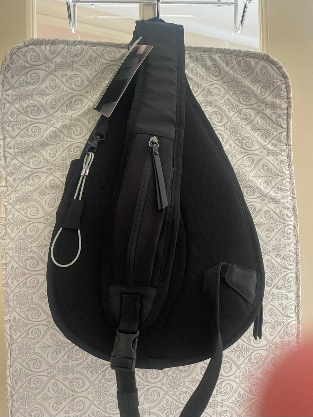 Sherpani Espirit Anti-Theft Sling Travel Bag NWT